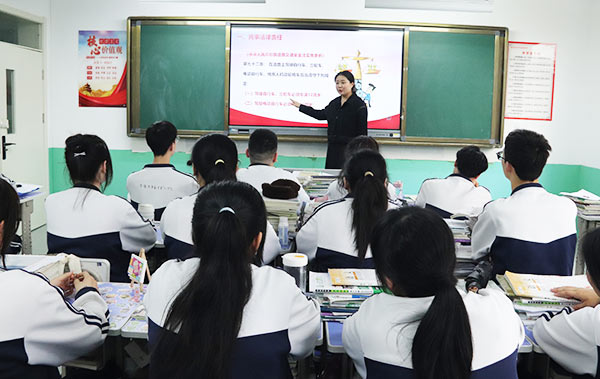 镇巴职教升学班