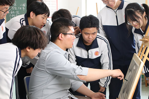镇巴艺术升学班